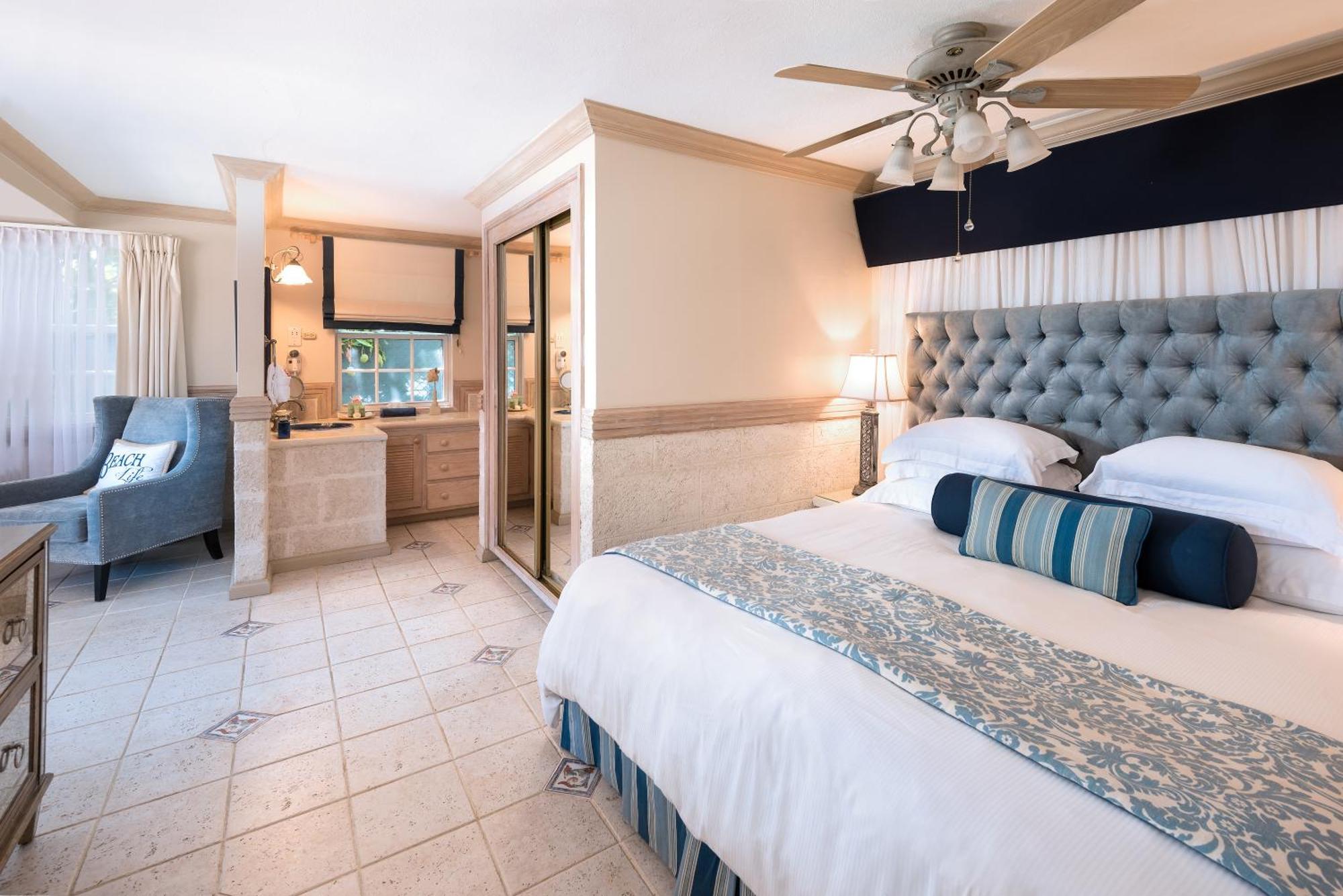 Little Arches Boutique Hotel - Adults Only Oistins Exterior foto
